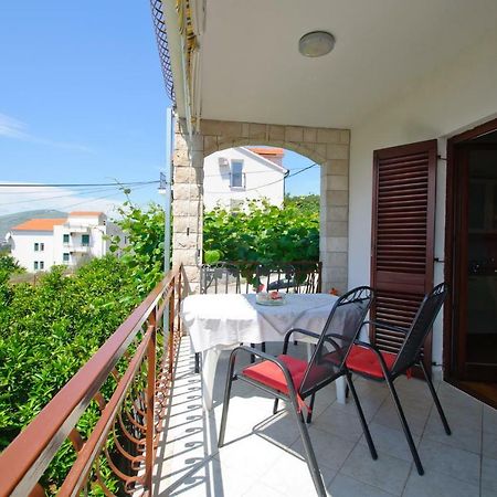 Hella Apartments Trogir Luaran gambar