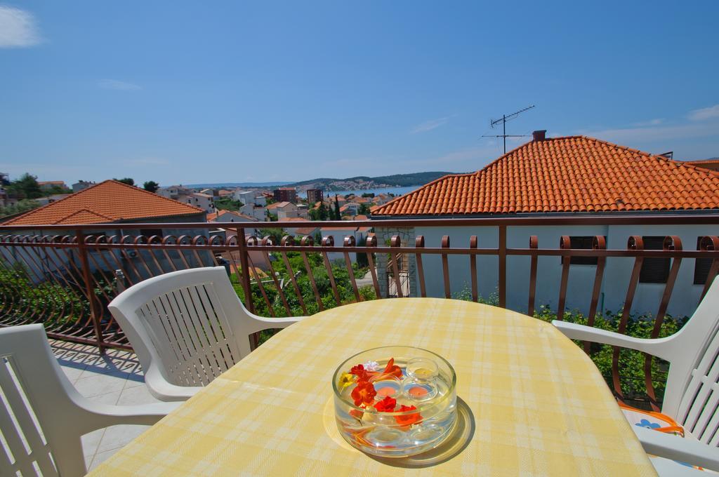 Hella Apartments Trogir Bilik gambar