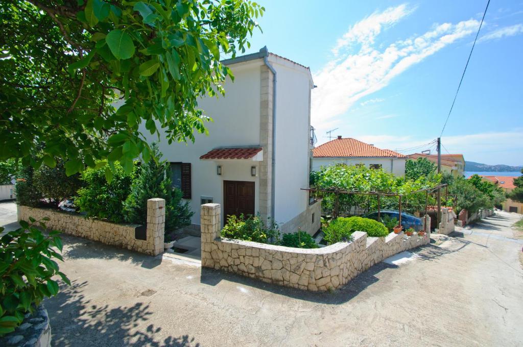 Hella Apartments Trogir Luaran gambar